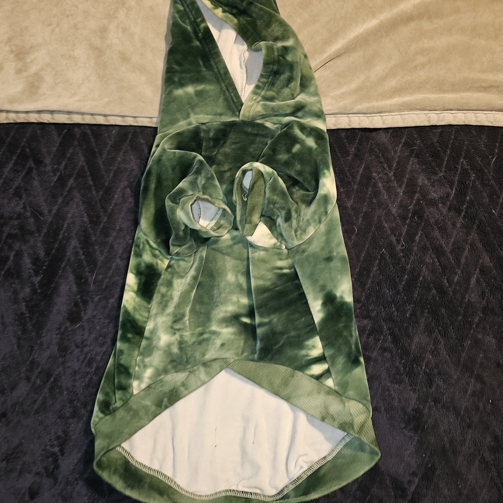 Sparkpaws Green Tie-Dye Dog Hoodie - Picture 3 of 5